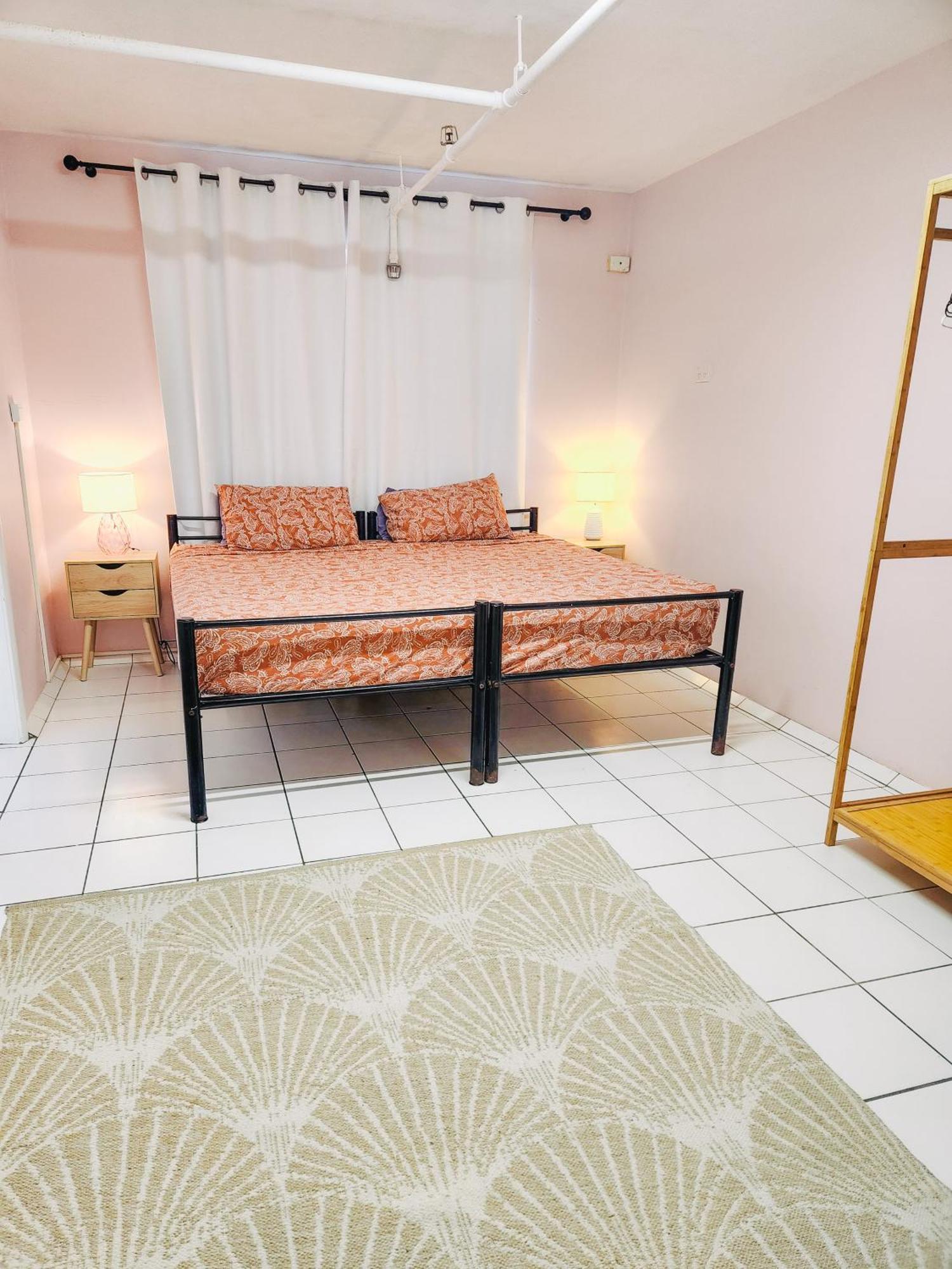 The Espy Hostel Cairns Bagian luar foto